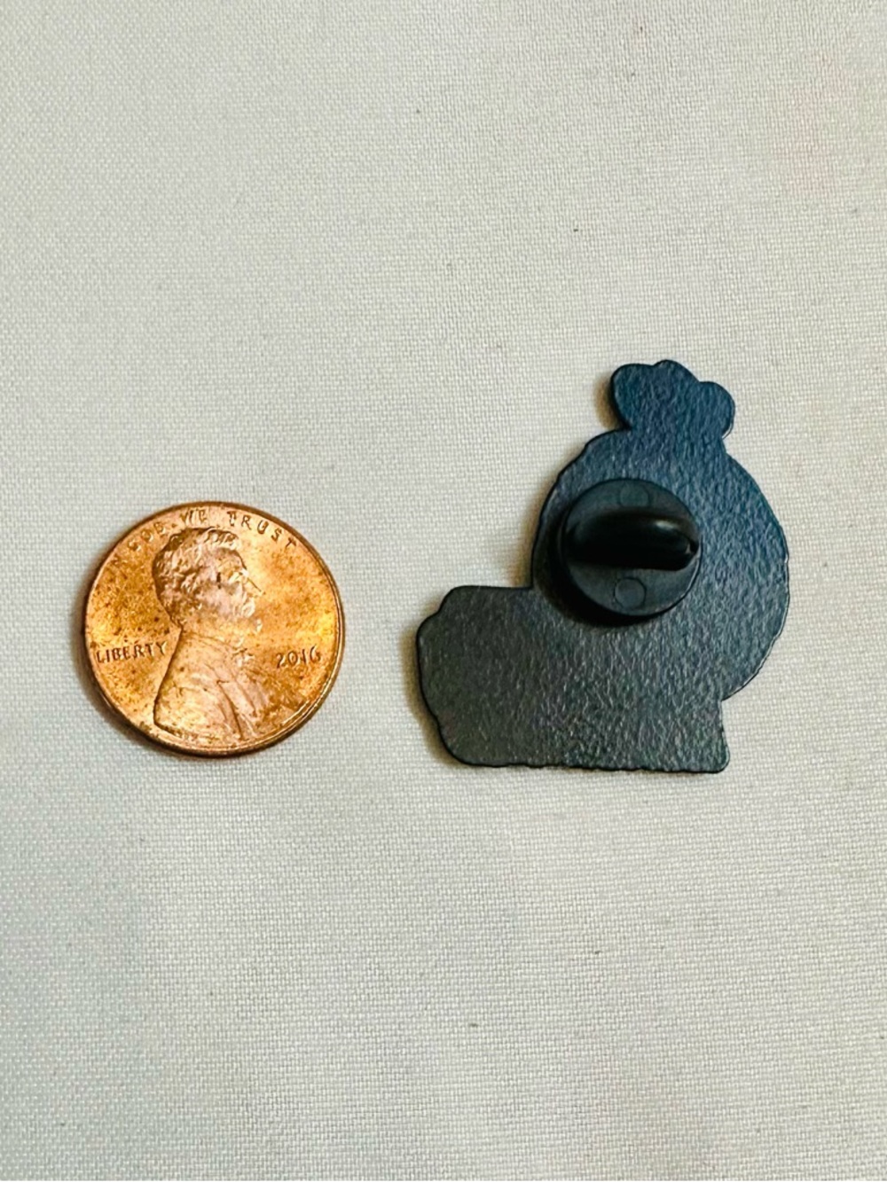 Lemon-Aid Pin - Picture 3 of 3
